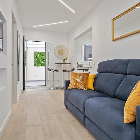 Boutique Plaza Catalonia Suites Cornella Cornellà de Llobregat Eksteriør bilde