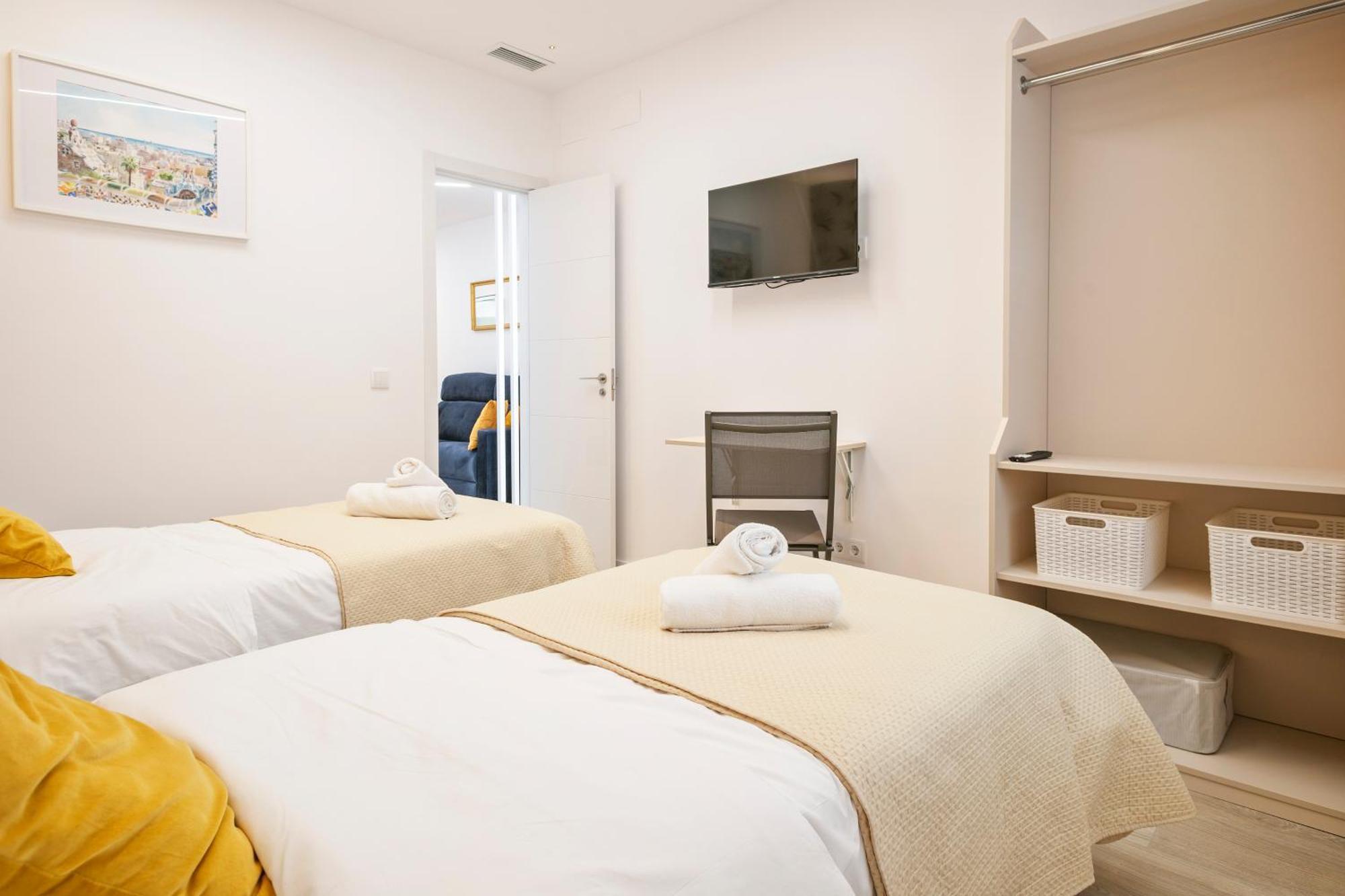 Boutique Plaza Catalonia Suites Cornella Cornellà de Llobregat Eksteriør bilde