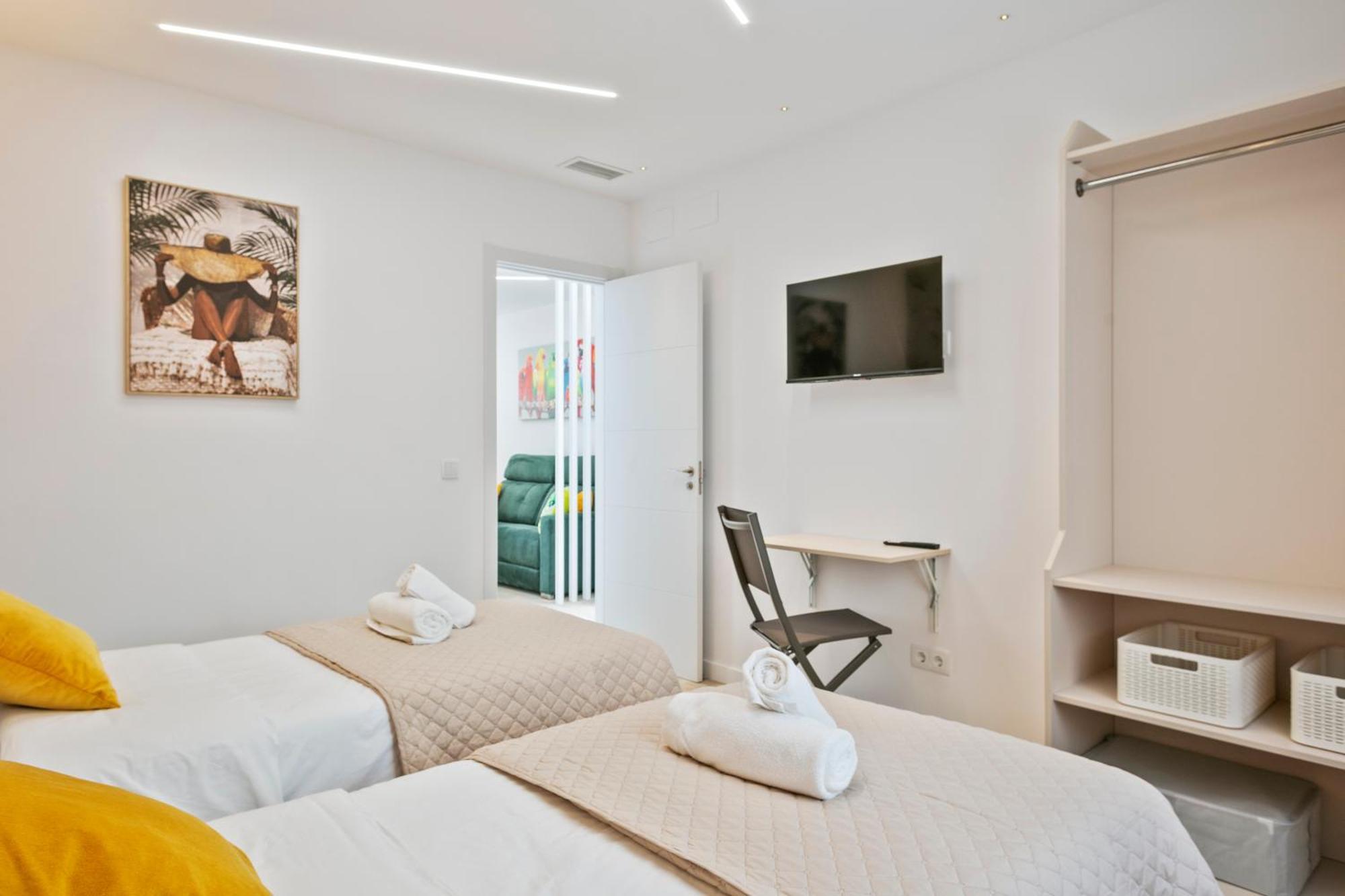 Boutique Plaza Catalonia Suites Cornella Cornellà de Llobregat Eksteriør bilde