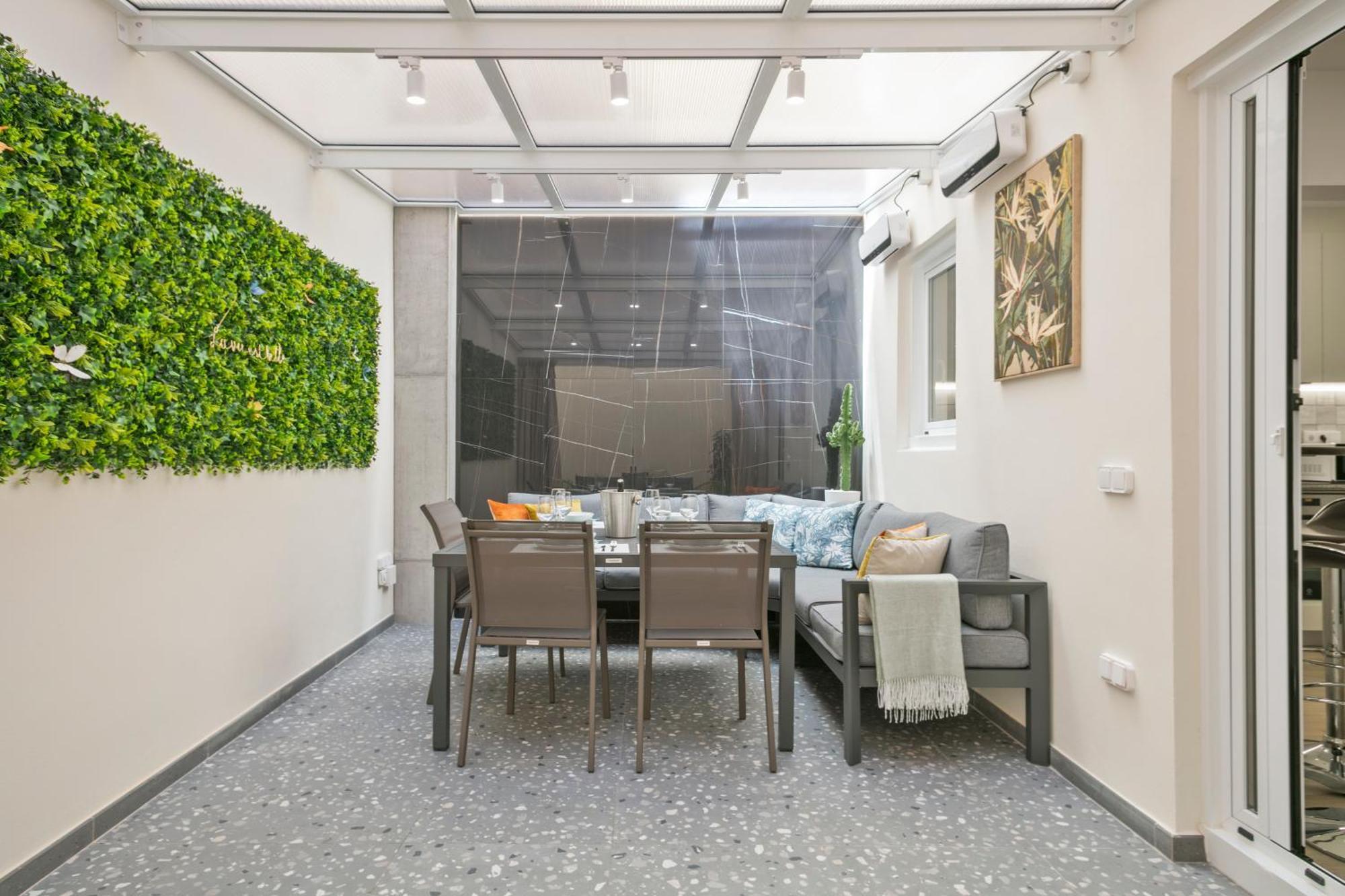 Boutique Plaza Catalonia Suites Cornella Cornellà de Llobregat Eksteriør bilde