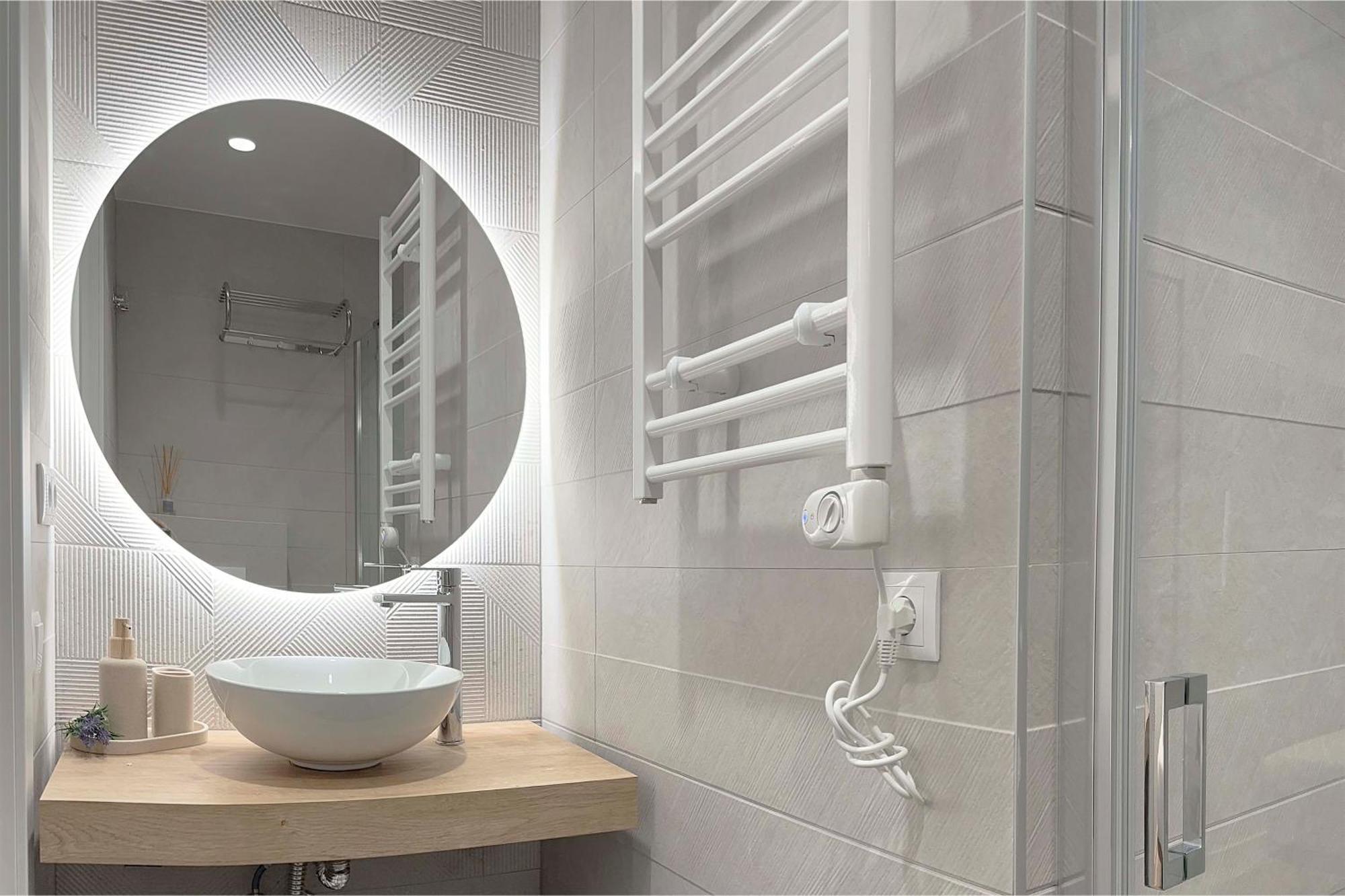 Boutique Plaza Catalonia Suites Cornella Cornellà de Llobregat Eksteriør bilde